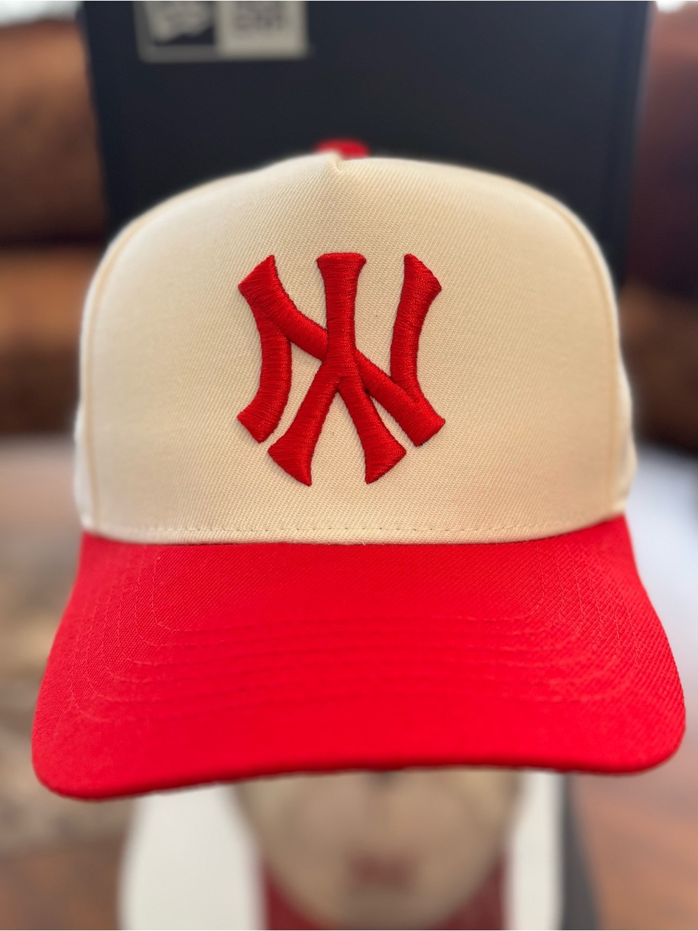 New York Yankees Res & White SnapBack Hat
